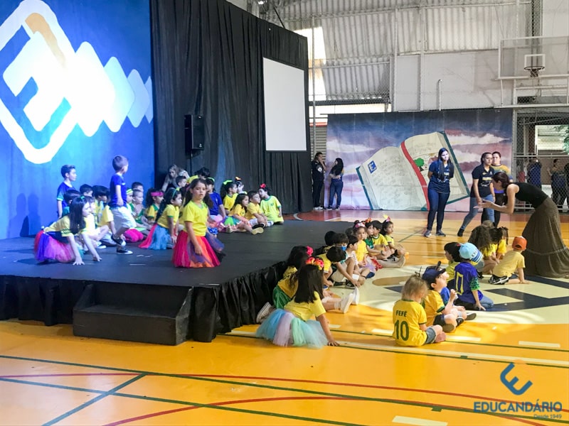 BONENKAI TARDE (Dia 2) Apresentação de Ritmos - Educandár...