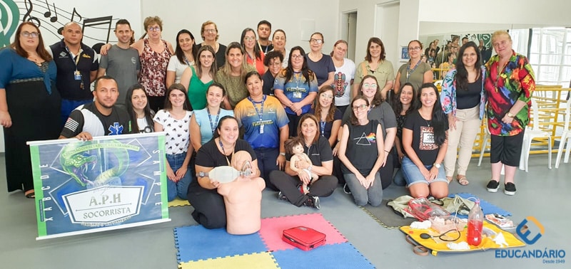 Curso de Primeiros Socorros - Educandário & Educandinho...