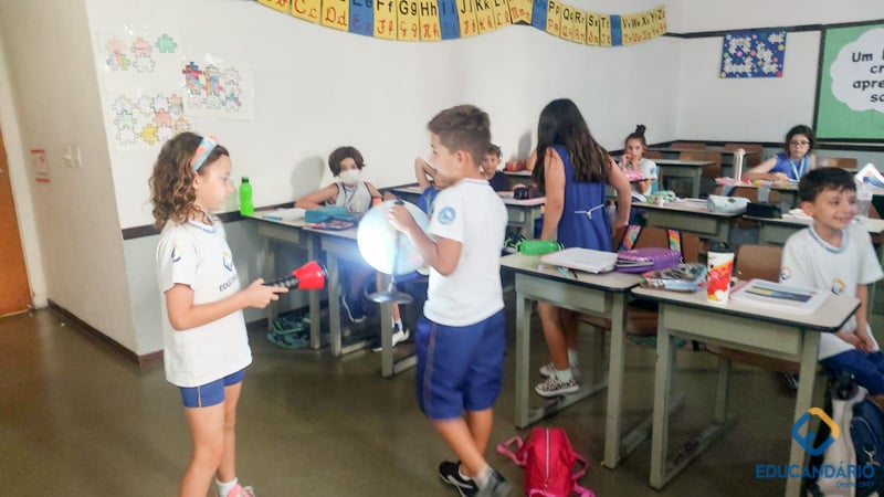 Movimentação da Terra - 4º ano - Educandário (2023)-10