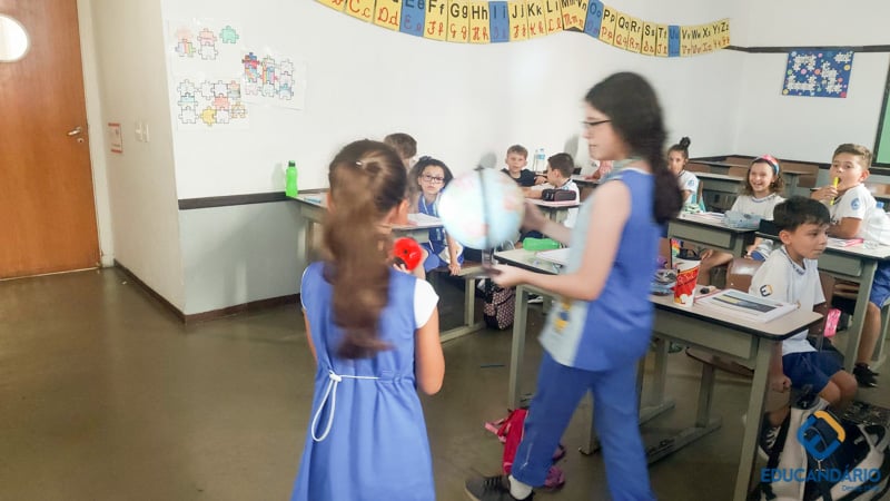 Movimentação da Terra - 4º ano - Educandário (2023)-13