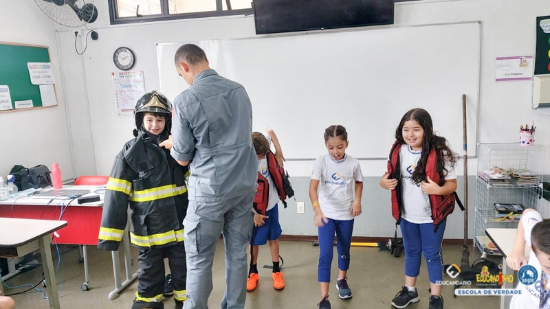BOMBEIRO - Aula na Prática -  Educandário (2023) (105 de 8...