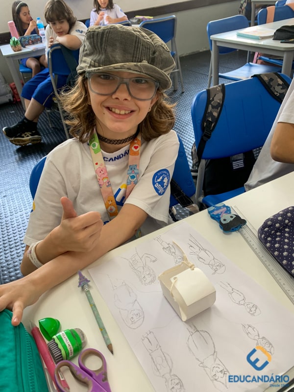 Sólidos Geométricos em 3D - 5⁰ ano  -  Educandário (202...