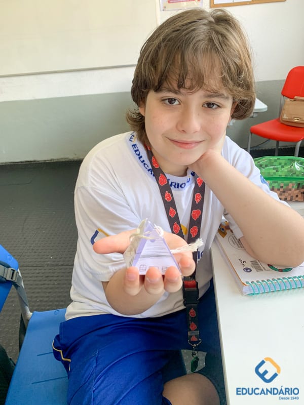 Sólidos Geométricos em 3D - 5⁰ ano  -  Educandário (202...