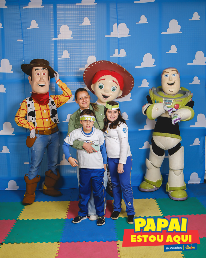 Dia dos Pais - Educandário - Personagens (0003)