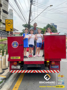 ENTREGA DE CERTIFICADOS – BOMBEIRO NA ESCOLA – 4º E 8º...
