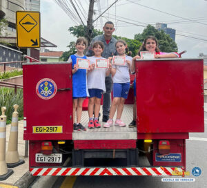 ENTREGA DE CERTIFICADOS – BOMBEIRO NA ESCOLA – 4º E 8º...