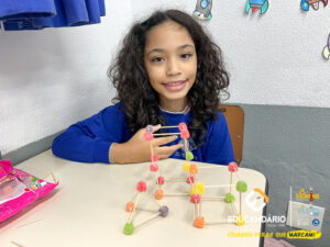 Sólidos Geométricos  (3º ANO) - Educandário (2024)-12