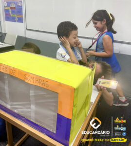 Teatro de Sombra (2º B) - Educandário (2024)-3