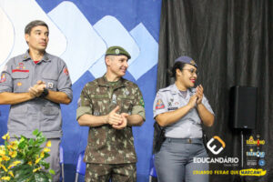 Formatura Bombeiro na Escola e PROERD - 4º, 5º e 8º ano  ...