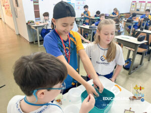 Grandes Navegações - 4º ano-6