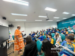 Contação de histórias - 4º ano-10