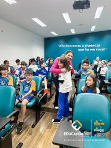 Contação de histórias - 4º ano-15
