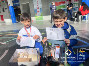 maquete e planta baixa - 2º ano C-13